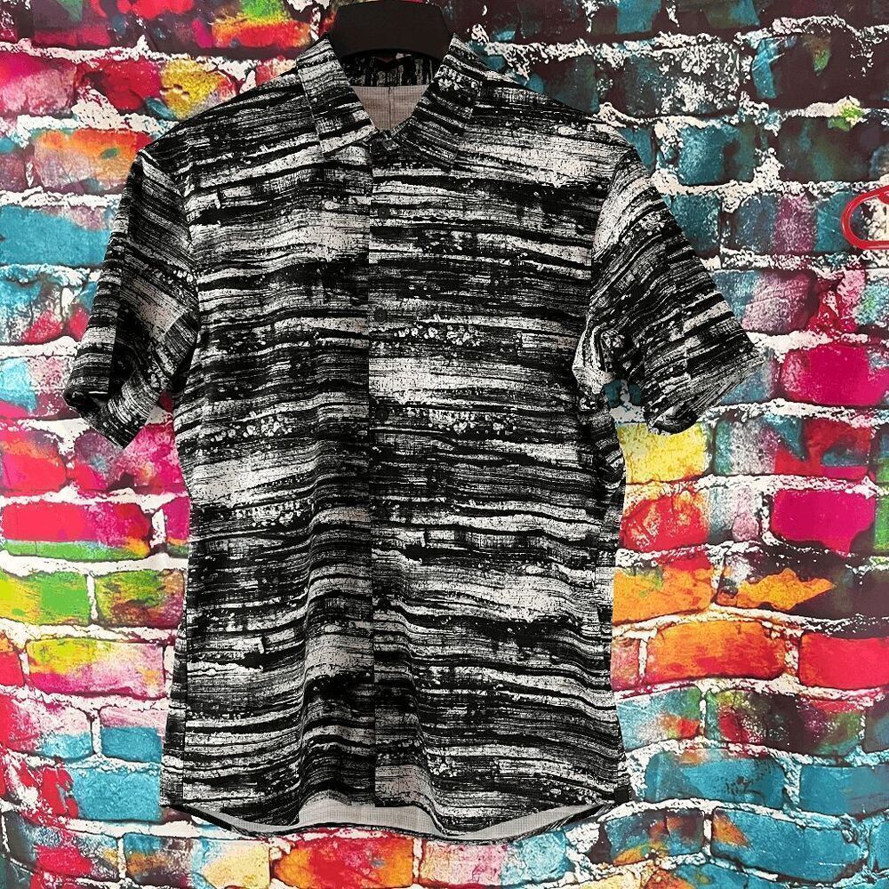 Lululemon Airing Easy Short Sleeve Button Down Shirt Black White Medium